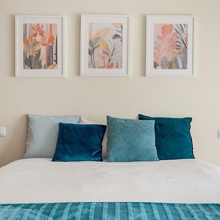 Joivy Stylish City Centre Flat With Parking Maia  Exterior photo