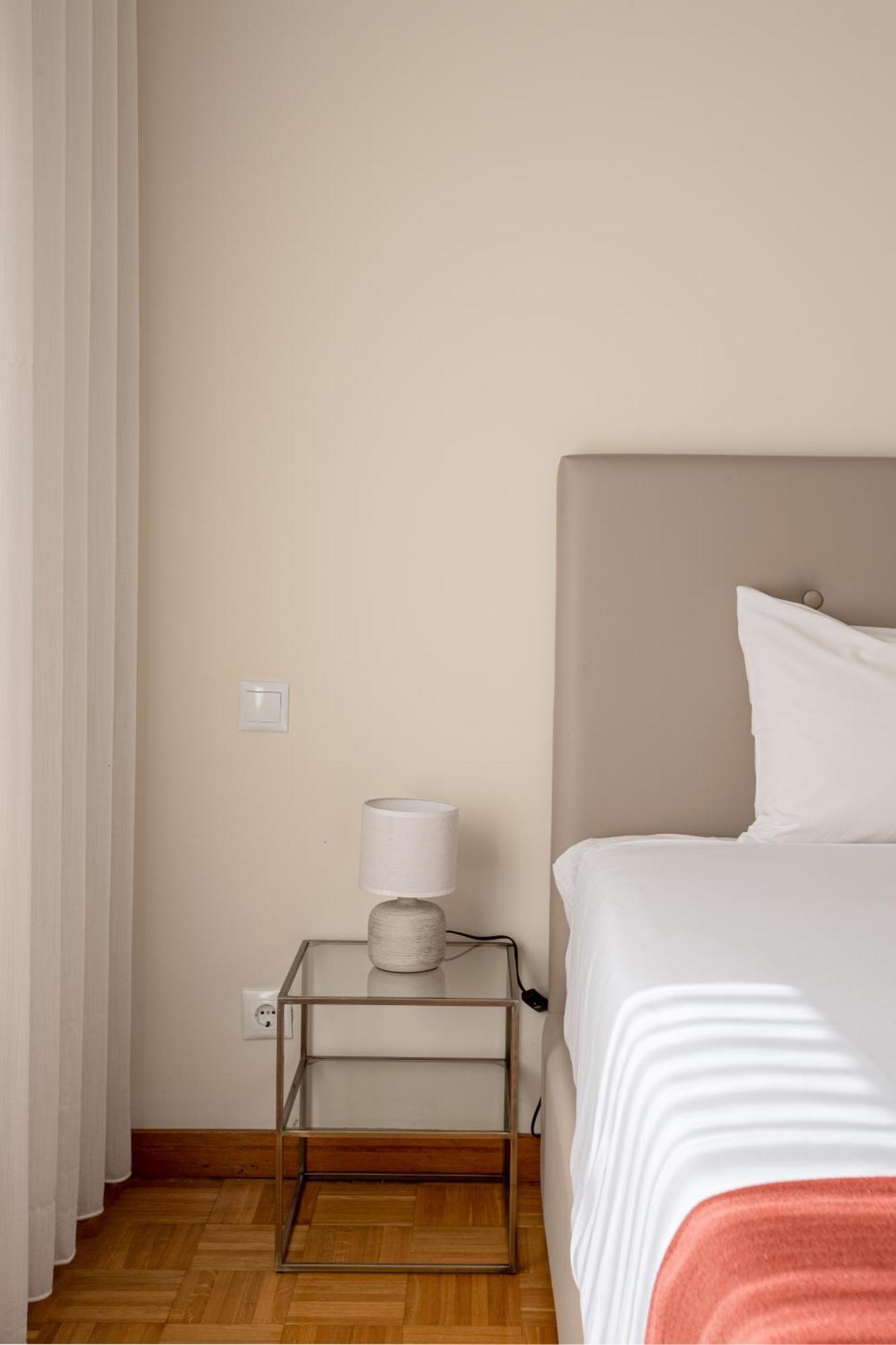 Joivy Stylish City Centre Flat With Parking Maia  Exterior photo