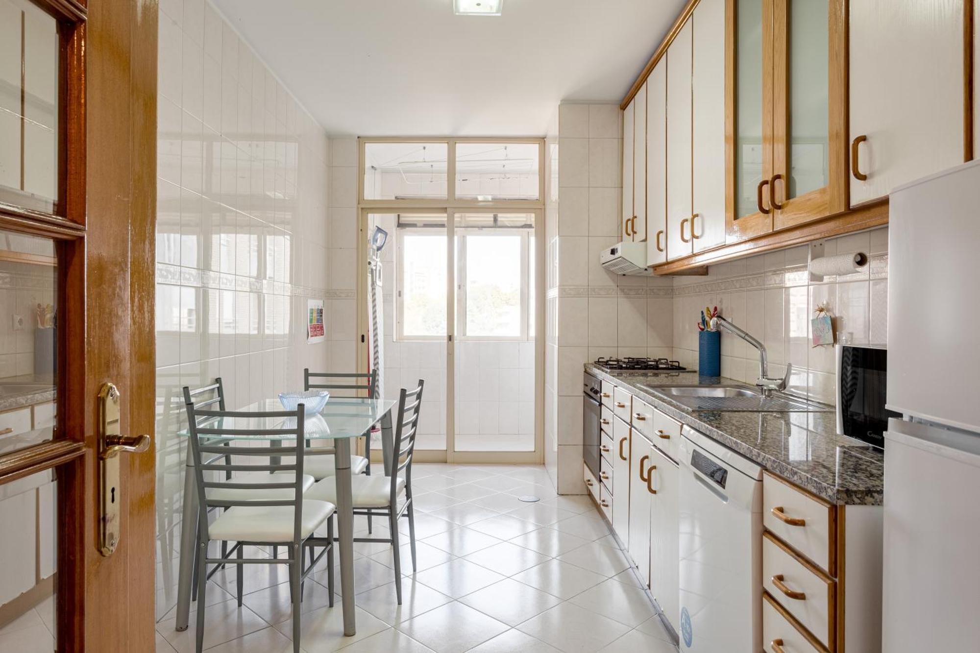 Joivy Stylish City Centre Flat With Parking Maia  Exterior photo