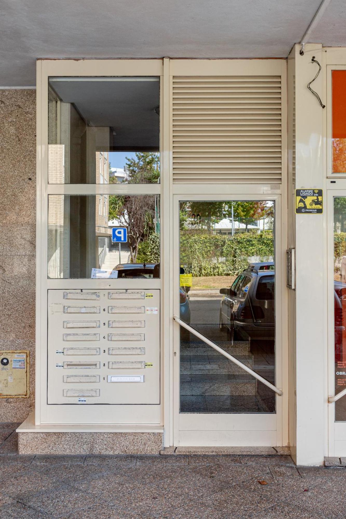 Joivy Stylish City Centre Flat With Parking Maia  Exterior photo